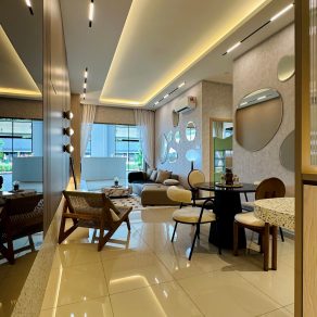 D1R - Show Unit (Type B)